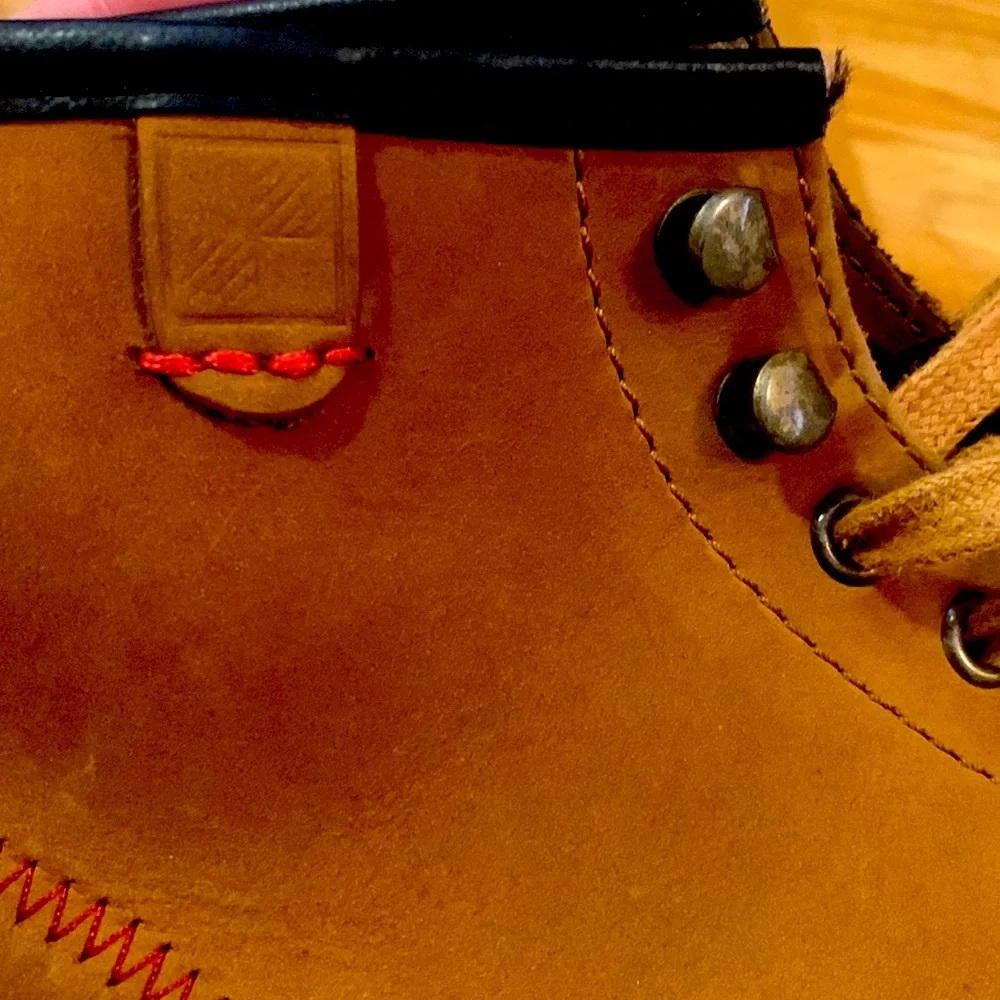 Woolrich 11 M nubuck suede leather men’s tan mid height work boots lace up EUC